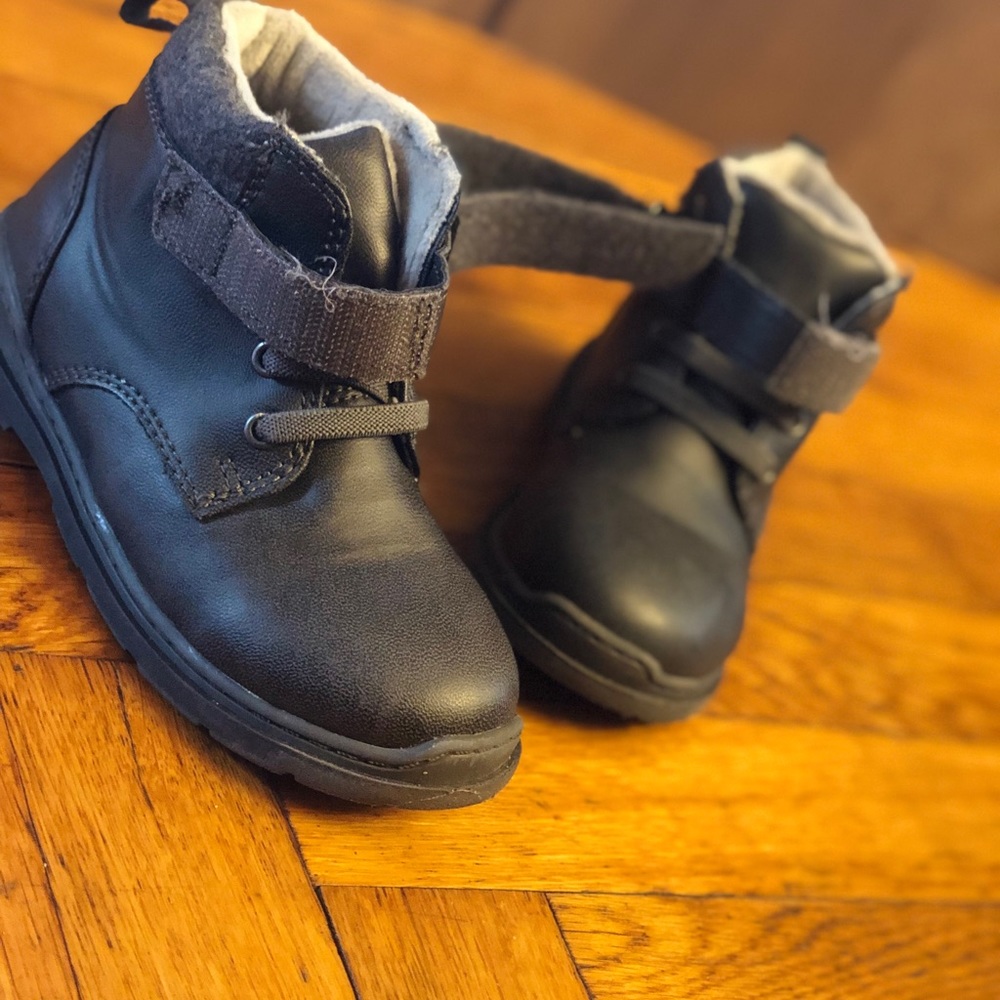 Cat & Jack Chukka Boots